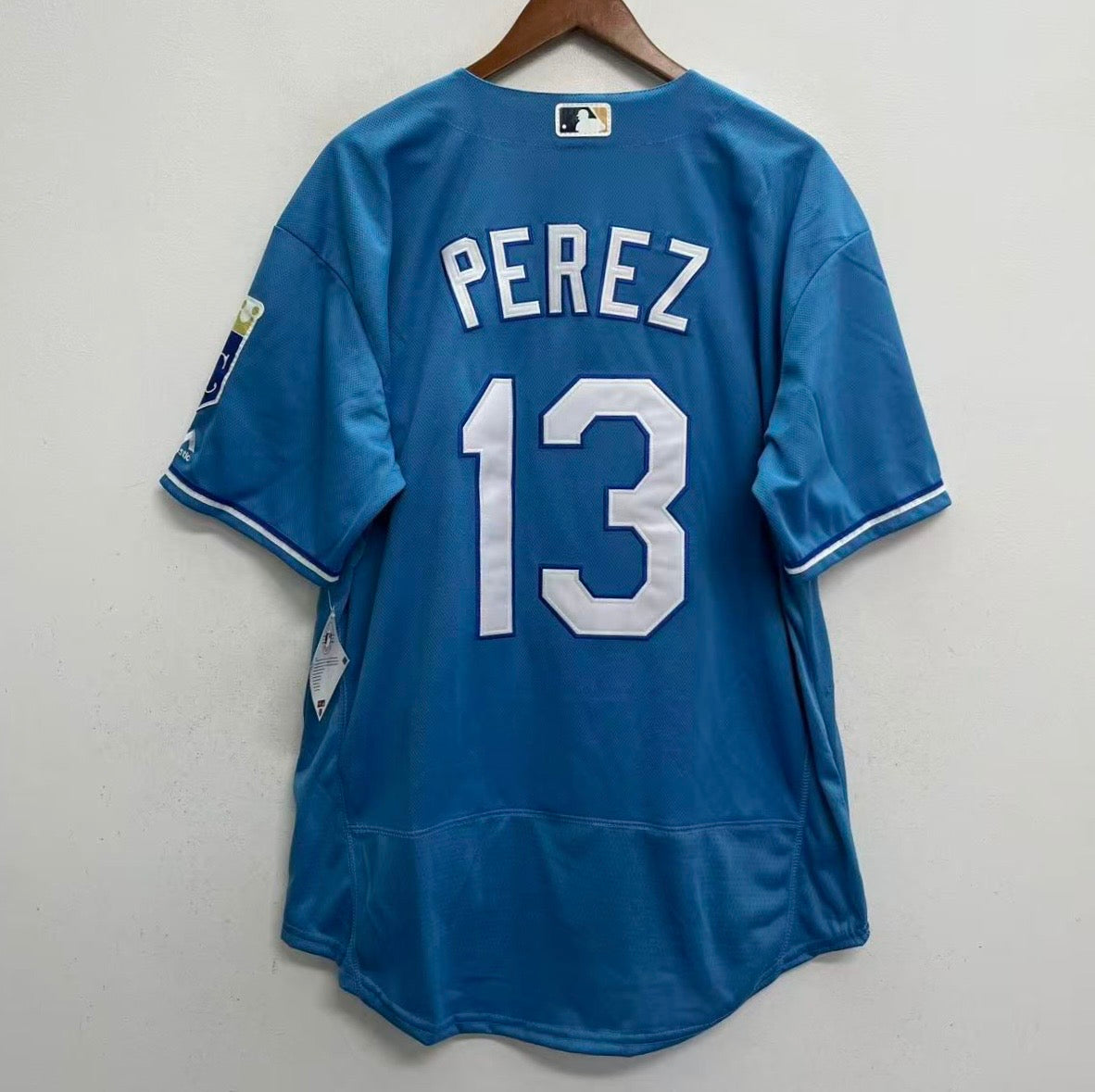 Salvador Pérez Kansas City Royals Official MLB Jersey product image 1