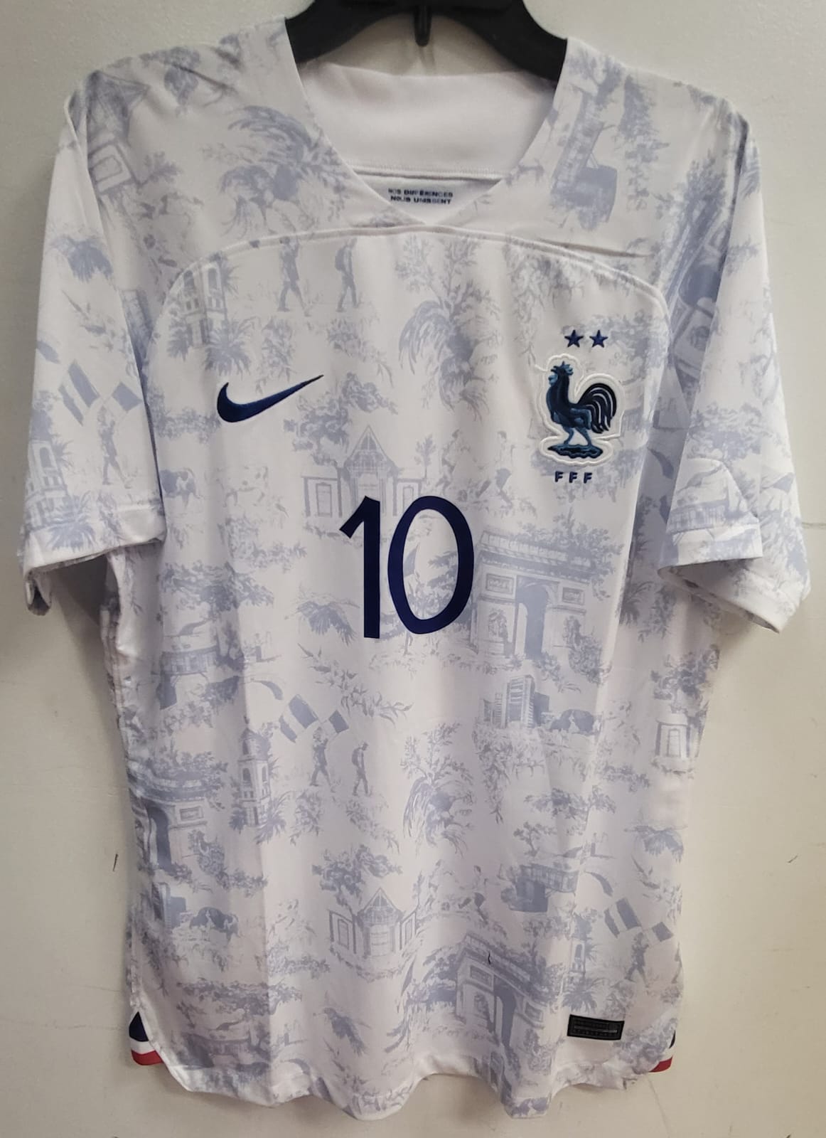 Kylian Mbappé Soccer Futbol Official Nike Jersey adult sizes product image 2