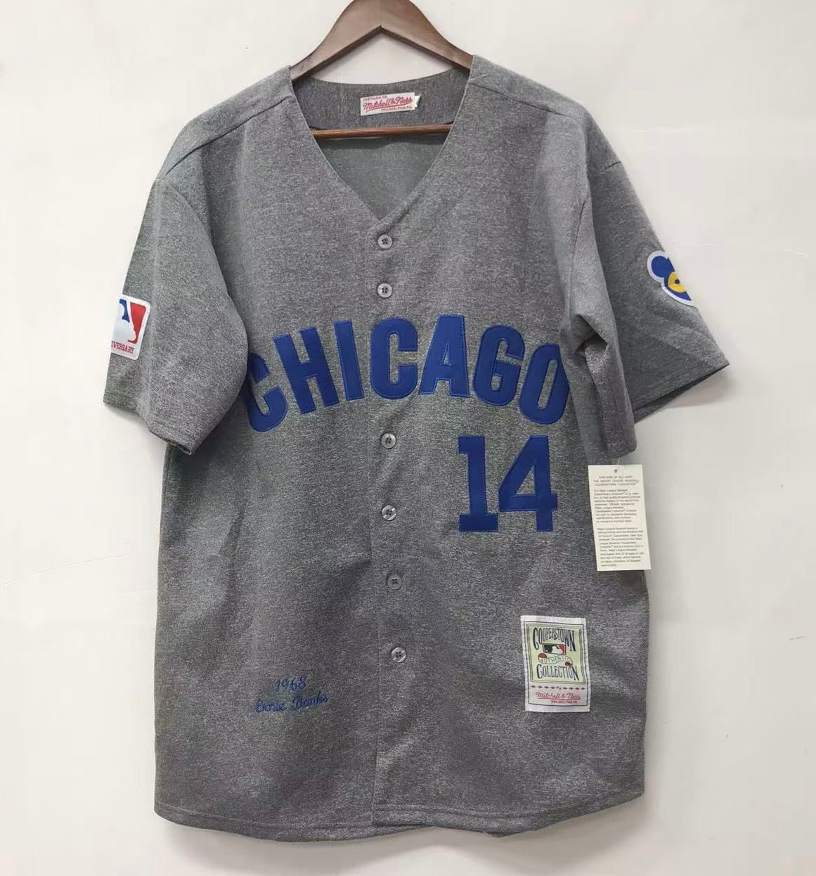 Ernie Banks Chicago Cubs Jersey 1968 Cooperstown Collection product image 2
