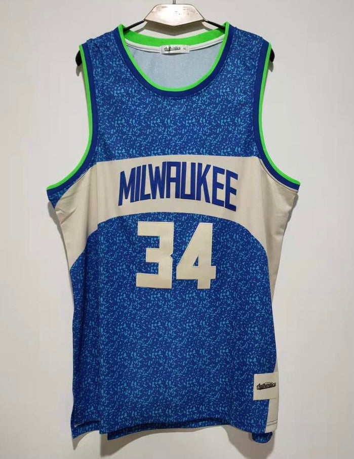 Giannis Antetokounmpo Milwaukee Bucks Jersey Classic product image 2