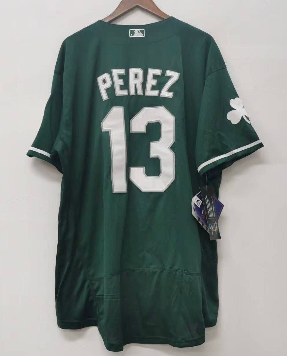 Salvador Pérez Kansas City Royals Jersey Green St. product image 3