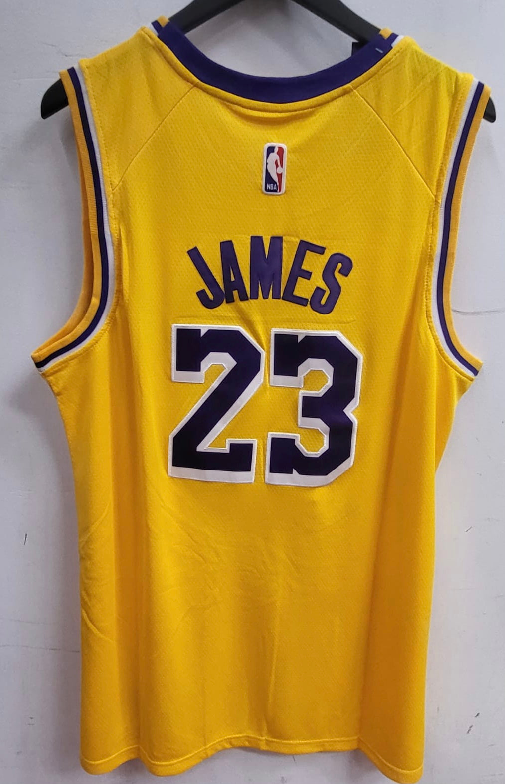 Lebron James Los Angeles Lakers Jersey yellow #23 product image 3