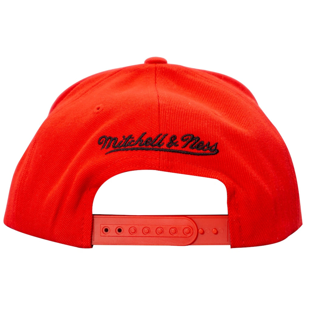 Hockey Canada IIHF Mitchell & Ness Men Red Snapback product image 2, provided for visual reference and product detail review