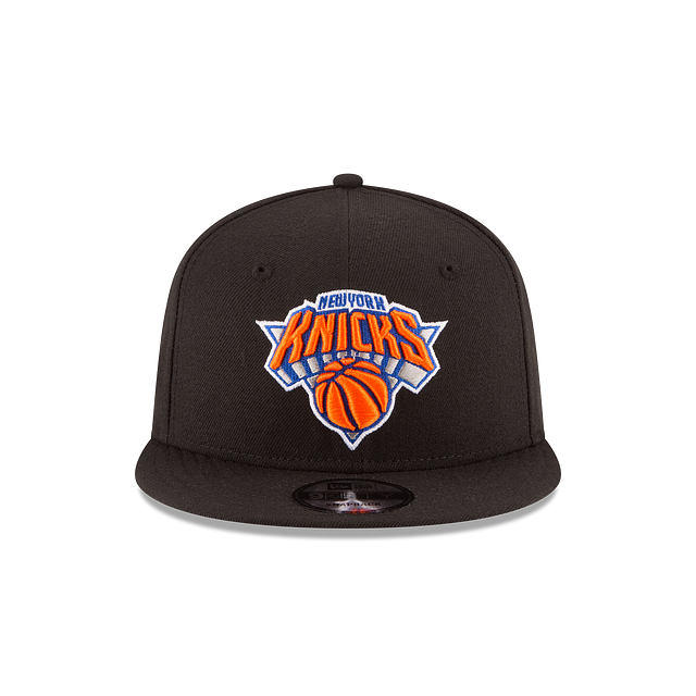 New York Knicks NBA New Era Men Black 9Fifty Basic Snapback product image 4, provided for visual reference and product